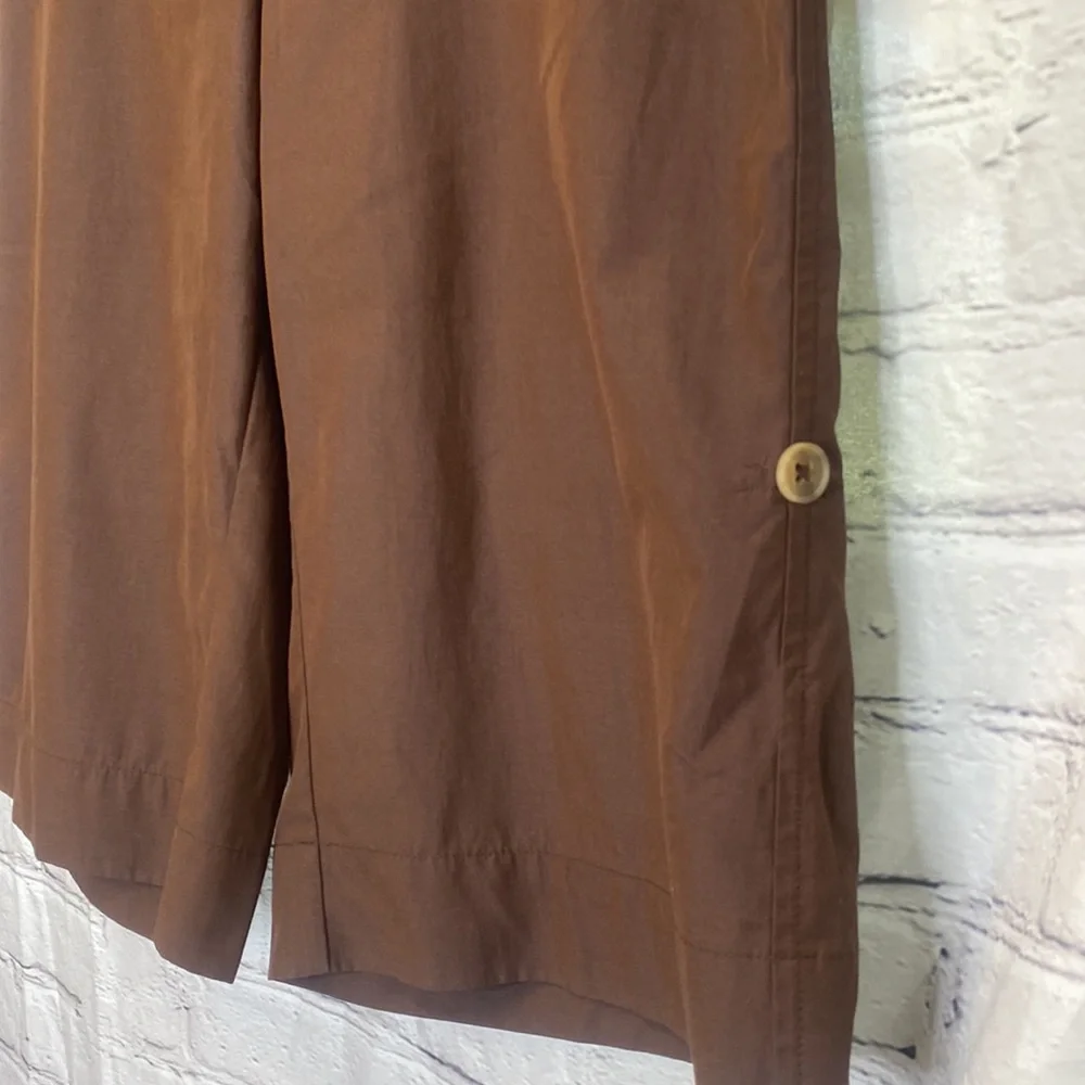 Weatherproof Garment Company Women's Brown Shorts Size 12 Excellent Condition